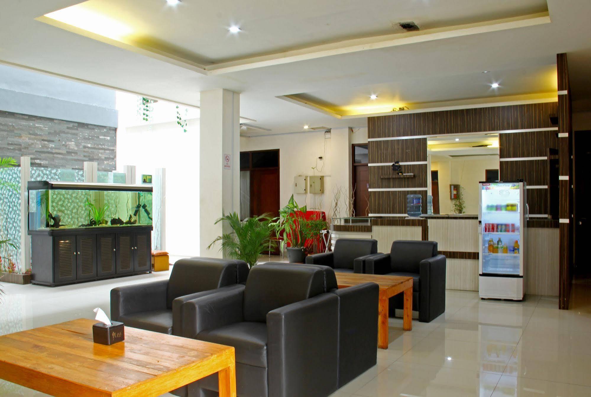 Reddoorz Plus @ Natuna Bandung Dış mekan fotoğraf
